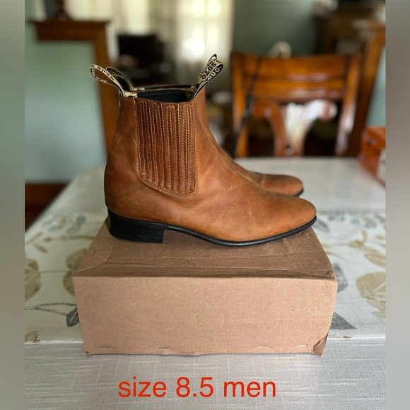 We are trying to get rid of things we don’t use! - Picture 2 of 3